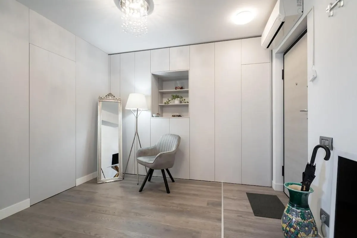 Cosy Center Studio Near Piata Romana Bucharest 0*,