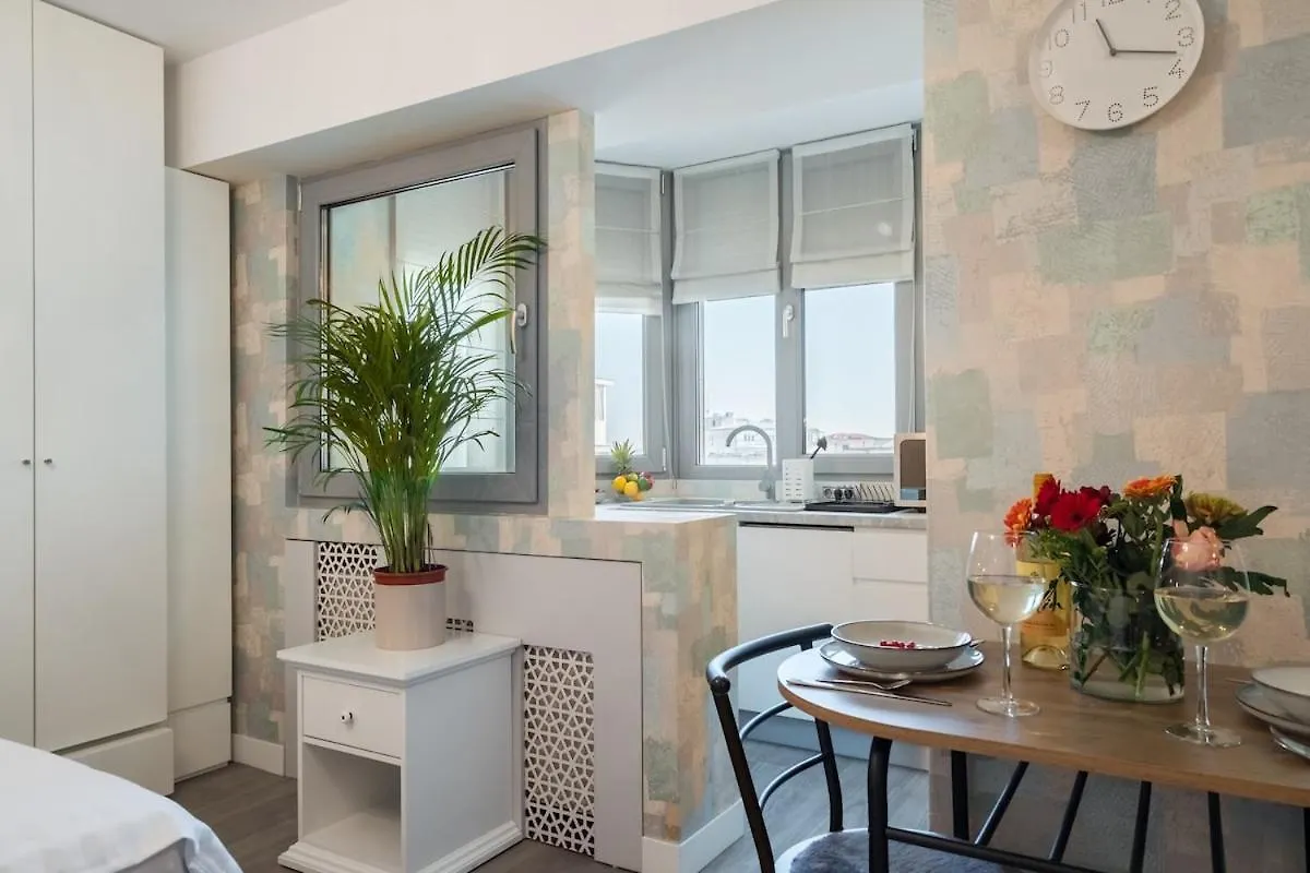 Cosy Center Studio Near Piata Romana Bucharest Apartment